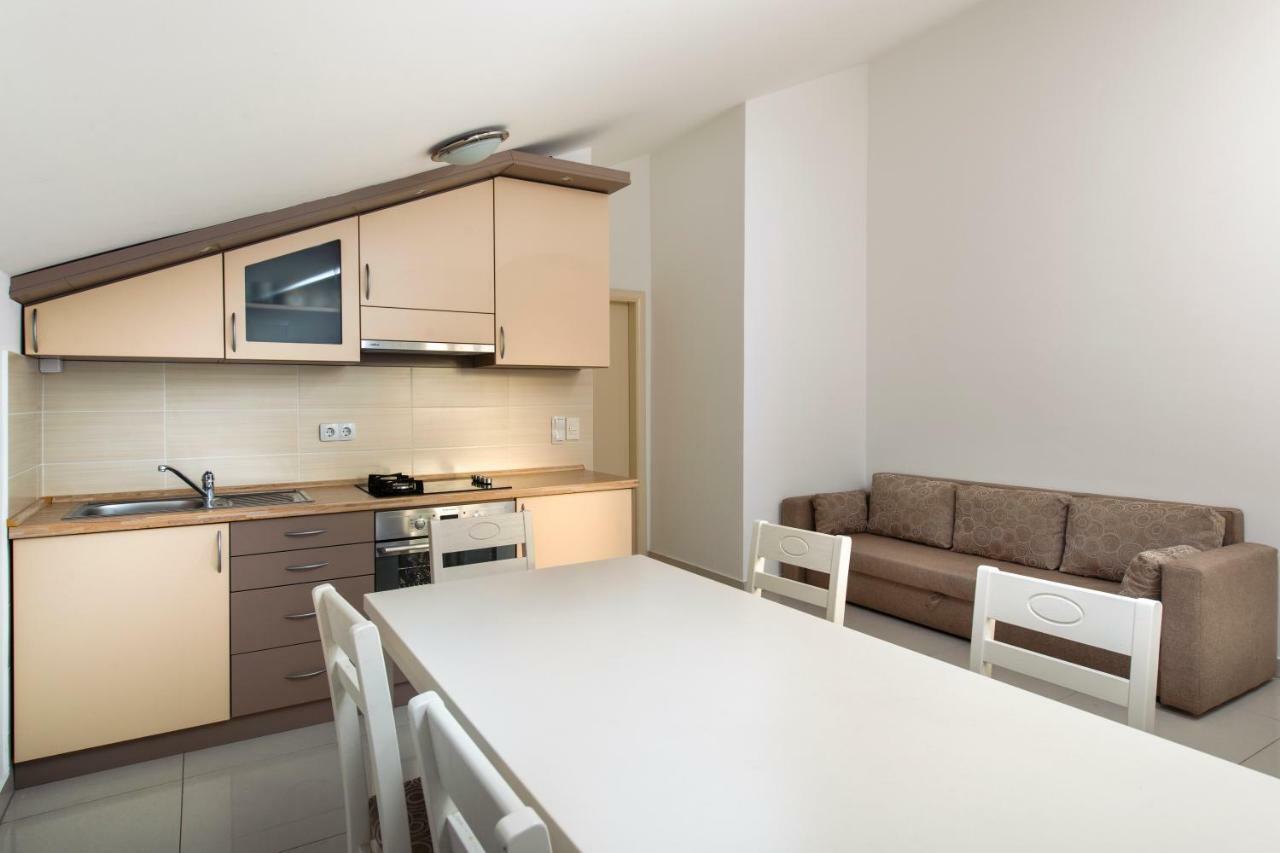 Panorama Lux Apartment 로고즈니차 외부 사진