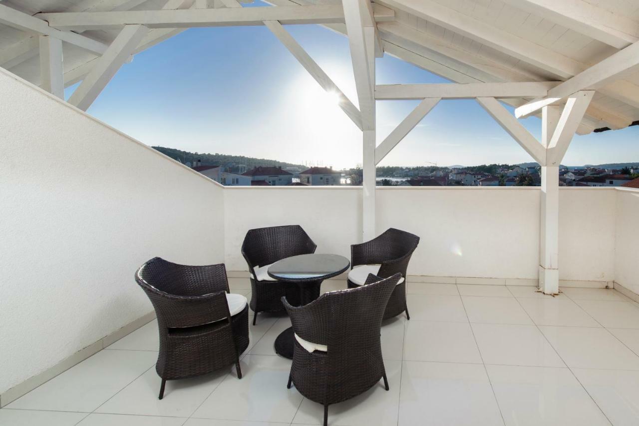 Panorama Lux Apartment 로고즈니차 외부 사진