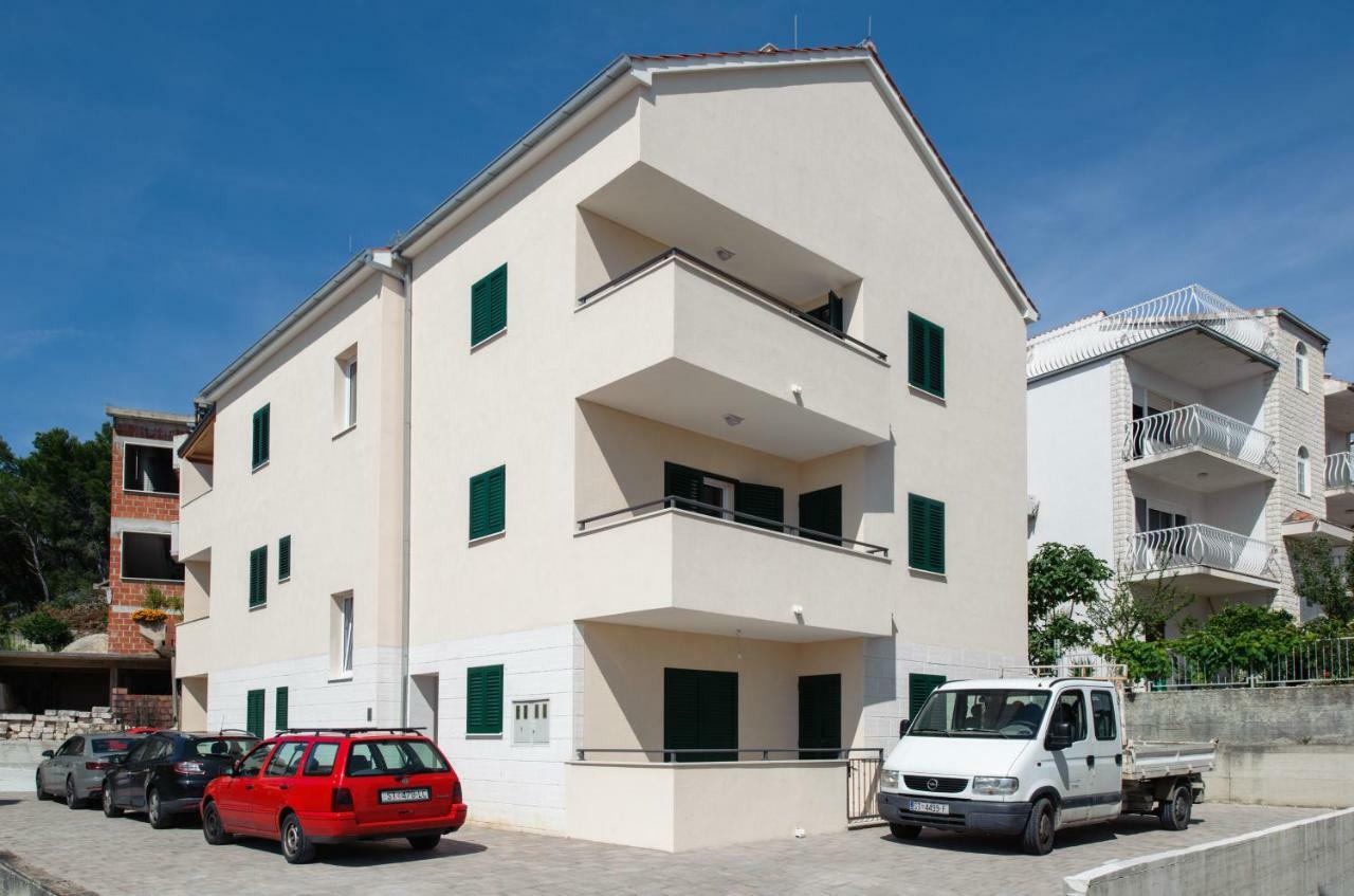 Panorama Lux Apartment 로고즈니차 외부 사진